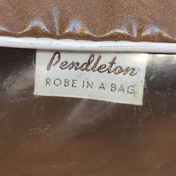 1950s Pendleton Robe In A Bag Designer Throw Blanket Red Black Wool Plaid Fringe - Picture 8 of 16